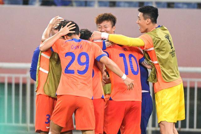 从闯将到问责：一位改革者的深圳与海南岁月